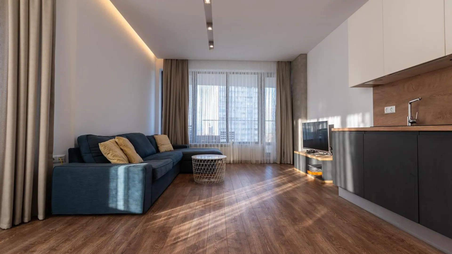 Apartment Spacious, Free Parking, 3Min Beach, Flora Panorama Burgas Bulgaria